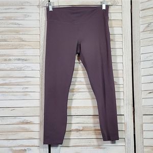 Fabletics cropped leggings